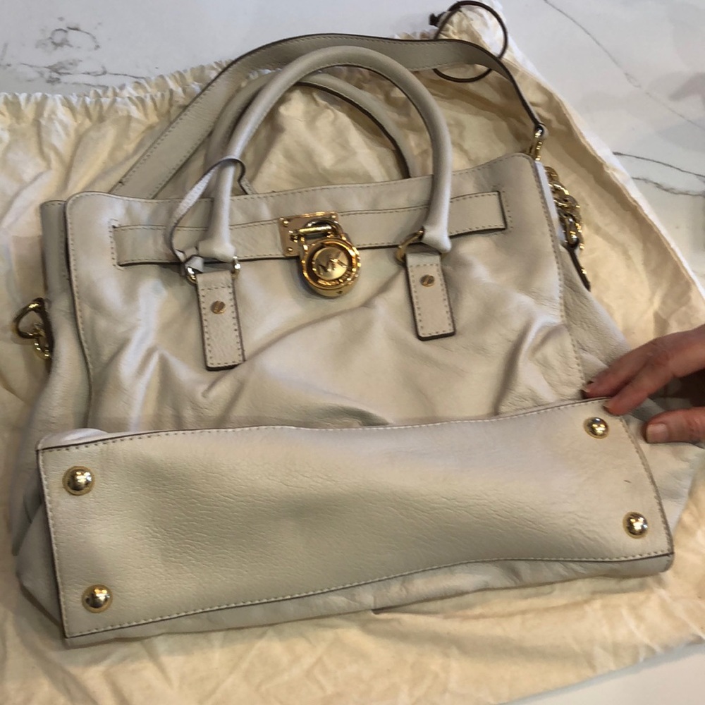 Leather Michael Kors bag.  Gold hardware Great condition